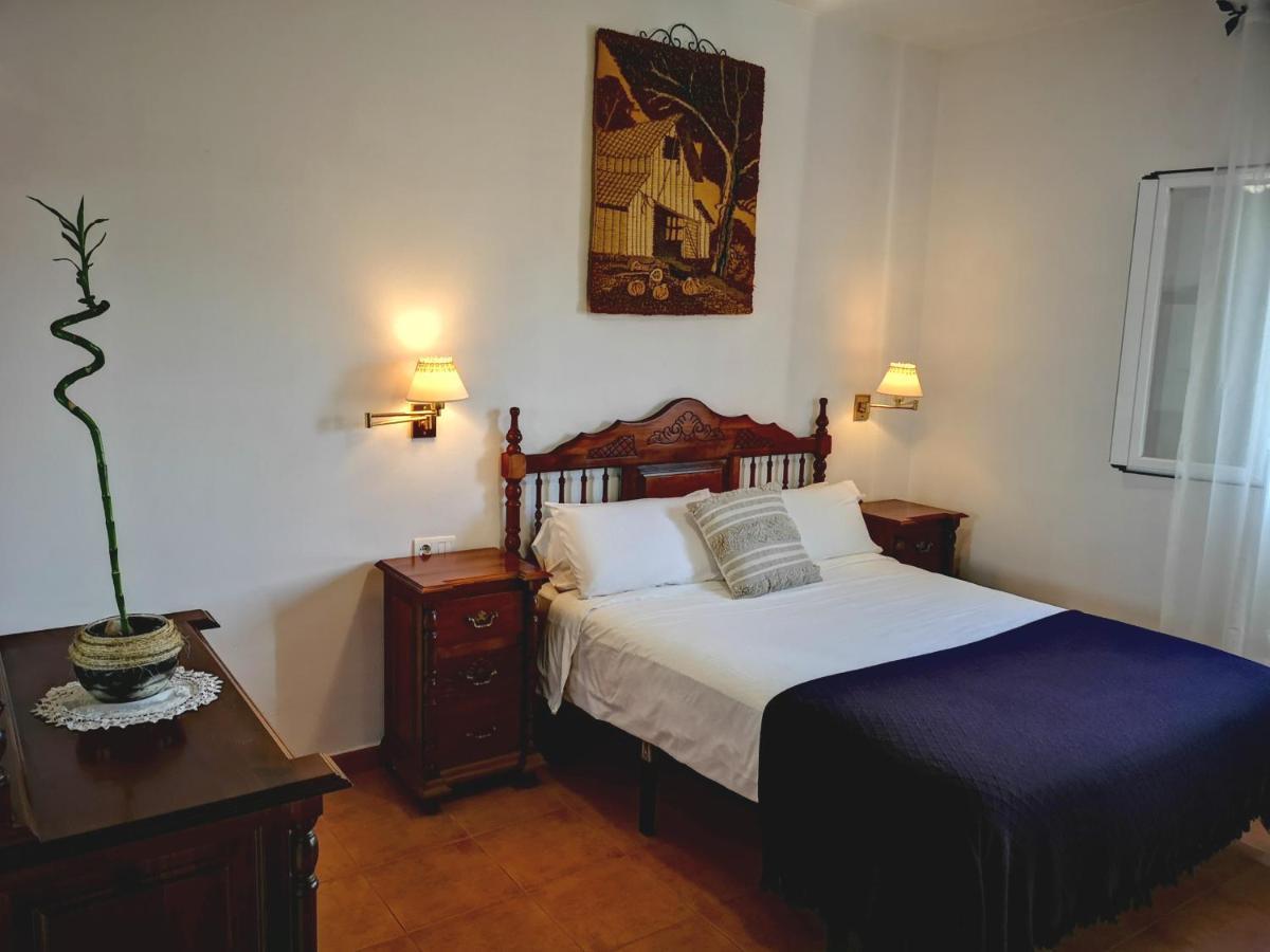 Finca Pil - Casa Rural Con Piscina Guest House Ríogordo Екстериор снимка