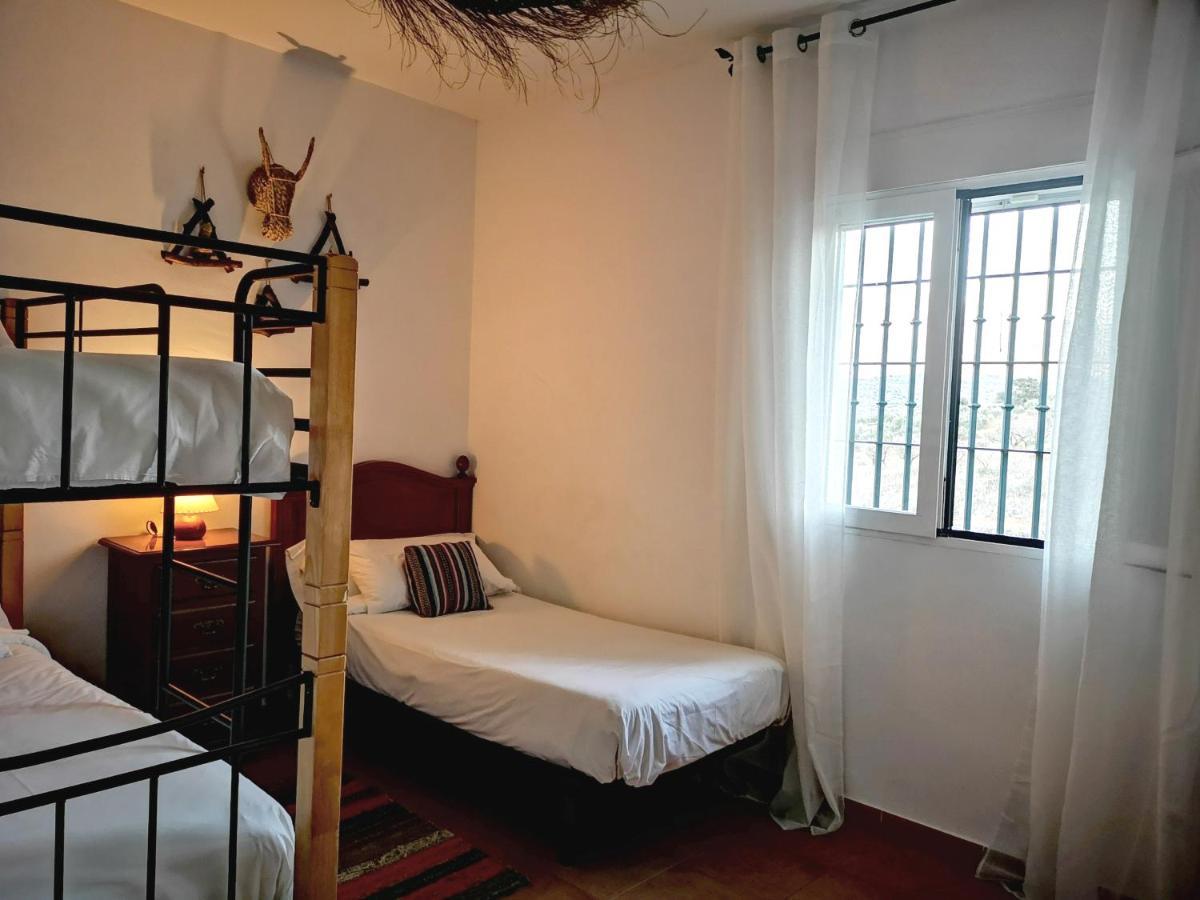 Finca Pil - Casa Rural Con Piscina Guest House Ríogordo Екстериор снимка