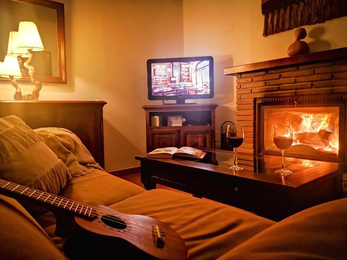 Finca Pil - Casa Rural Con Piscina Guest House Ríogordo Екстериор снимка